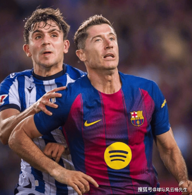 豪取4连胜，巴塞罗那2-1战胜皇家社会，1分之差力压皇马登顶西甲